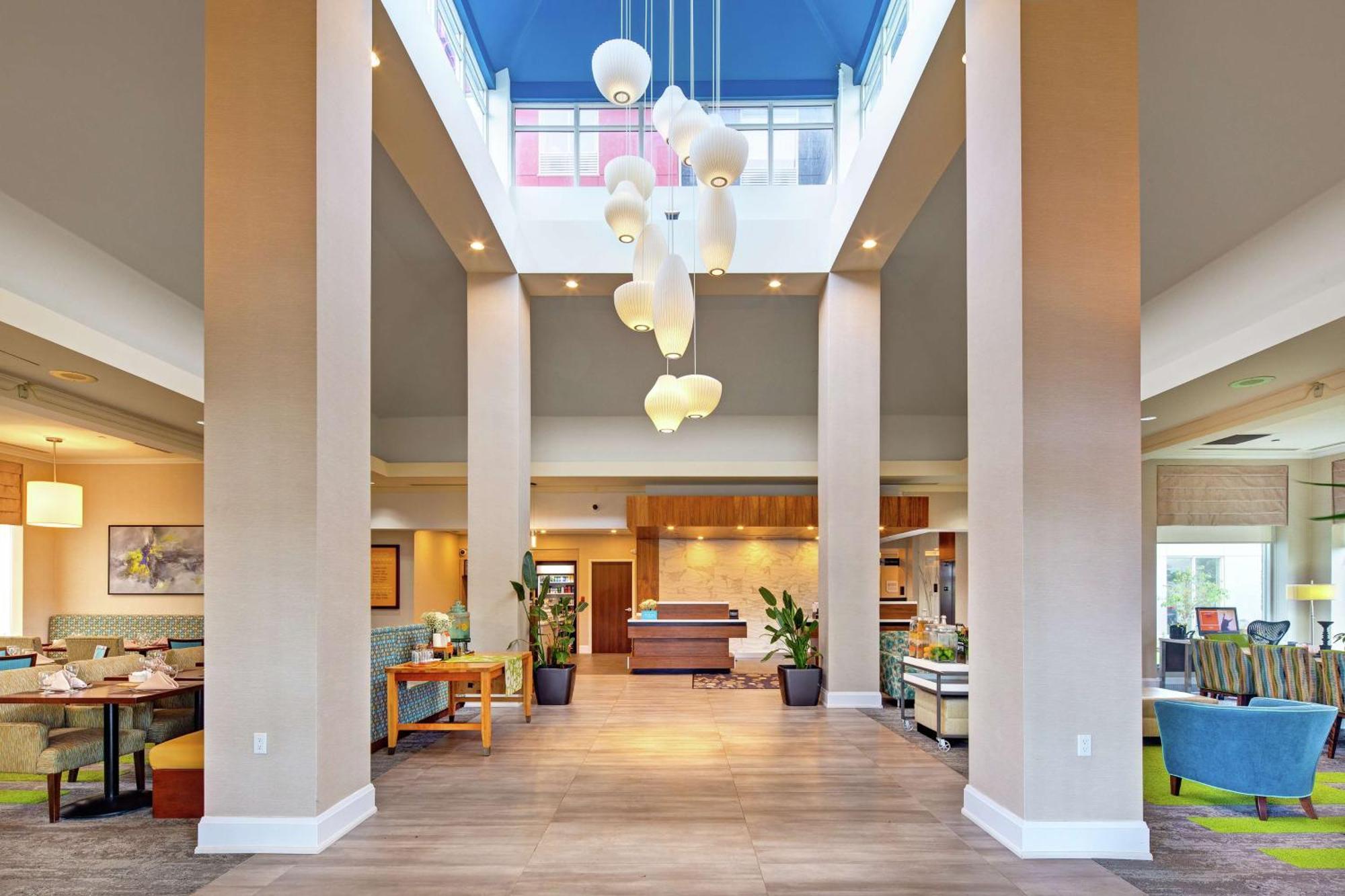 Hilton Garden Inn Toronto-Oakville Exteriör bild