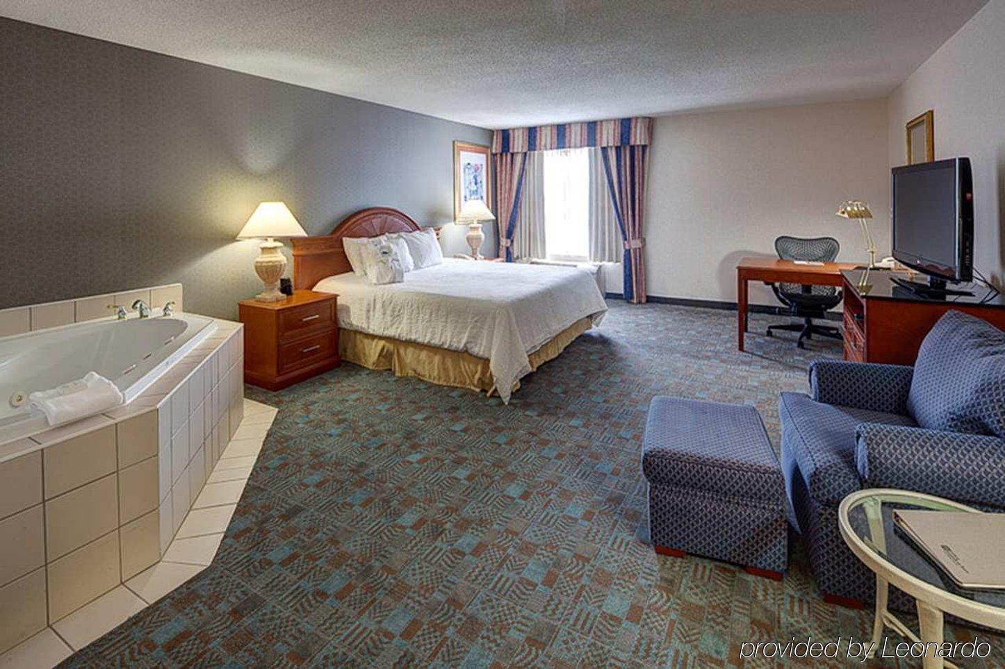 Hilton Garden Inn Toronto-Oakville Exteriör bild